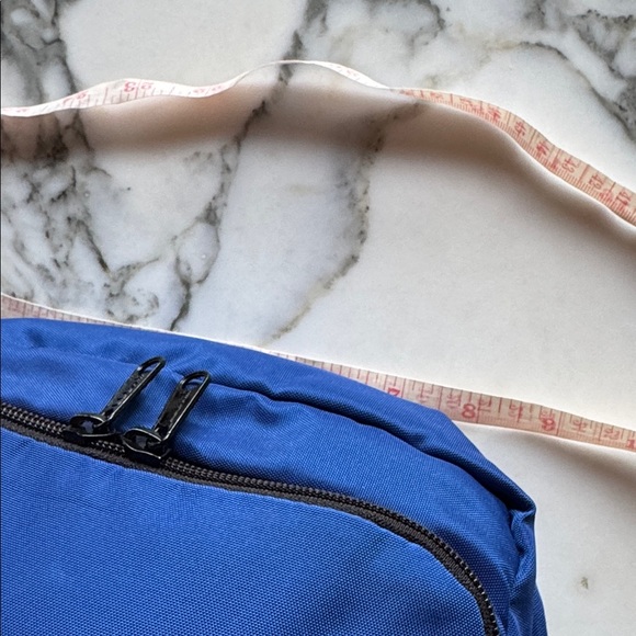 L.L. Bean Traveler Blue Toiletries Travel Case w/ Insert - Picture 7 of 14